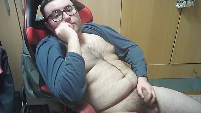 Snapshot of Javier_bear chatting on January 14, 2025, 9:41 pm Javier bear online show from January 14, 2025, 9:41 pm