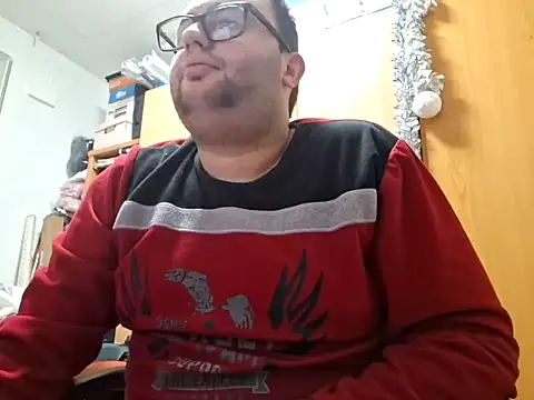 Snapshot of Javier_bear chatting on January 19, 2025, 10:28 pm Javier bear online show from January 19, 2025, 10:28 pm