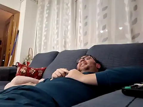 Snapshot of Javier_bear chatting on February 23, 2025, 10:20 pm Javier bear online show from February 23, 2025, 10:20 pm