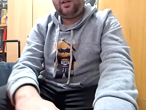 Snapshot of Javier_bear chatting on February 24, 2025, 2:48 pm Javier bear online show from February 24, 2025, 2:48 pm