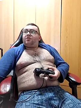 Snapshot of Javier_bear chatting on March 1, 2025, 10:10 pm Javier bear online show from March 1, 2025, 10:10 pm