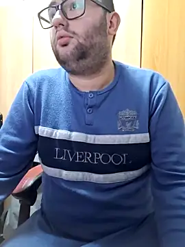 Snapshot of Javier_bear chatting on March 14, 2025, 2:41 pm Javier bear online show from March 14, 2025, 2:41 pm