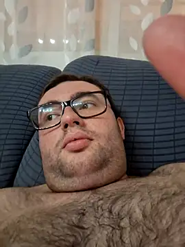 Snapshot of Javier_bear chatting on September 9, 2025, 9:14 pm Javier bear online show from September 9, 2025, 9:14 pm