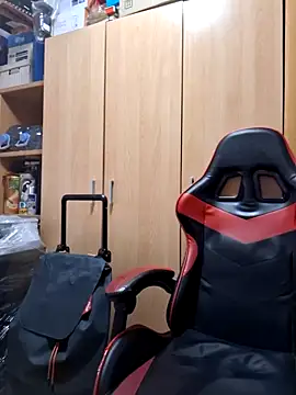 Snapshot of Javier_bear chatting on October 13, 2025, 1:33 pm Javier bear online show from October 13, 2025, 1:33 pm