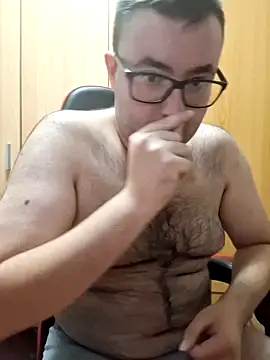 Snapshot of Javier_bear chatting on October 20, 2025, 1:33 pm Javier bear online show from October 20, 2025, 1:33 pm