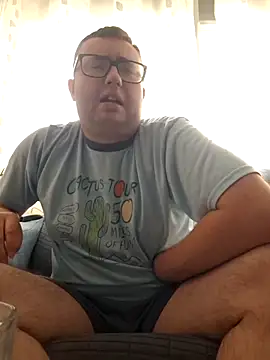 Javier bear online show from May 3, 2026, 9:59 am
