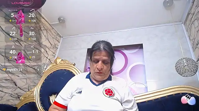 Snapshot of karito_mature17 chatting on October 3, 2025, 11:18 am karito mature17 online show from October 3, 2025, 11:18 am