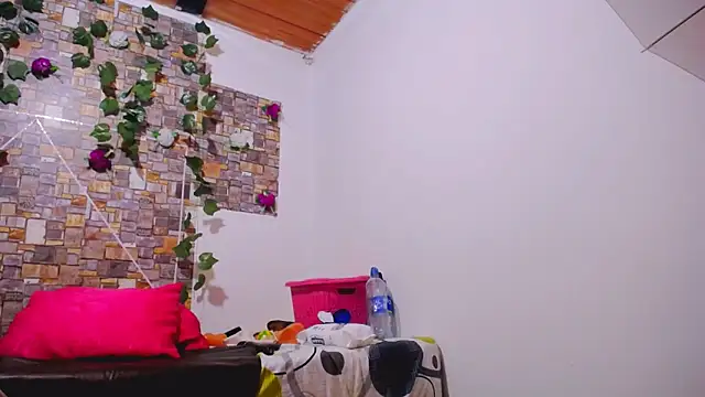 MaidenGame online show from December 18, 2025, 2:12 pm