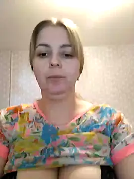 Lady nice cat online show from January 10, 2025, 12:15 pm