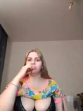 Lady nice cat online show from January 23, 2025, 3:22 pm