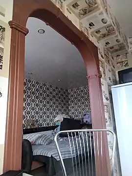 Lady nice cat online show from September 26, 2025, 2:37 am