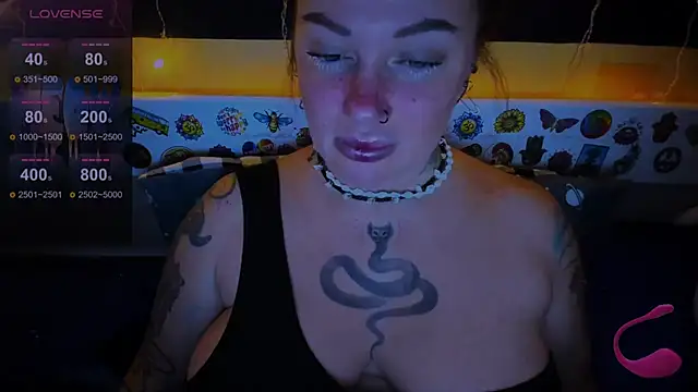 EllieOz online show from December 24, 2024, 12:33 pm