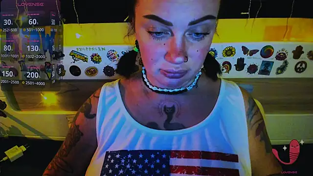 EllieOz online show from February 4, 2026, 4:13 pm