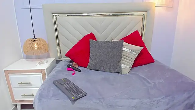 Franchely hot online show from January 15, 2025, 2:56 pm