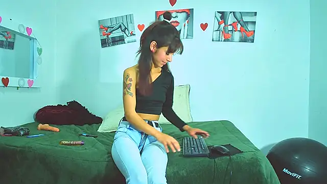 Snapshot of Tatis_Blux chatting on January 17, 2025, 9:28 pm Tatis Blux online show from January 17, 2025, 9:28 pm