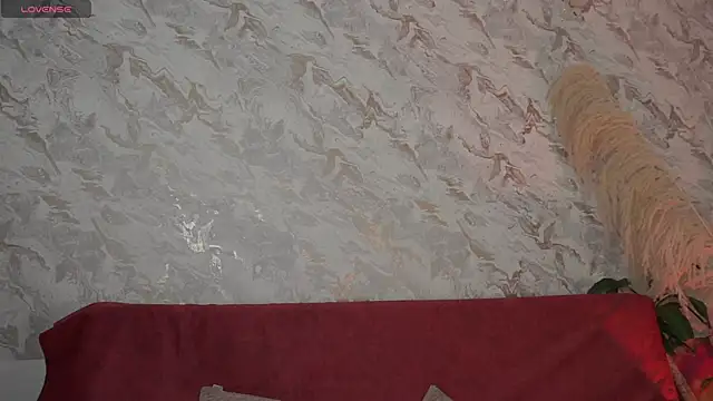 roselinedior online show from September 25, 2025, 1:15 pm