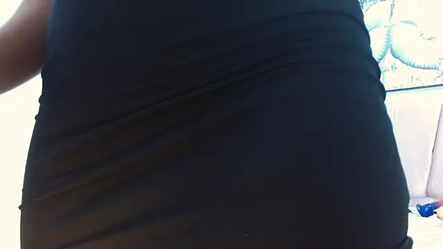 Snapshot of VeronicaRobles chatting on December 24, 2024, 8:05 pm VeronicaRobles online show from December 24, 2024, 8:05 pm