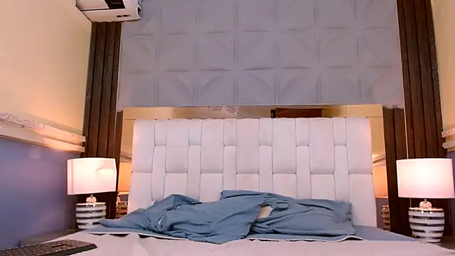 Snapshot of VeronicaRobles chatting on March 18, 2025, 5:31 pm VeronicaRobles online show from March 18, 2025, 5:31 pm