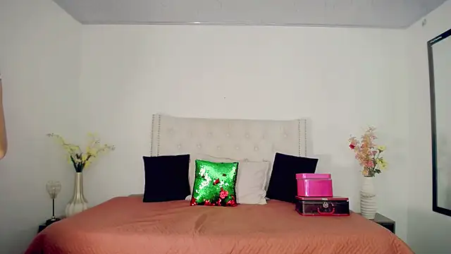 Snapshot of maria_camilacms chatting on February 7, 2025, 3:30 pm maria camilacms online show from February 7, 2025, 3:30 pm