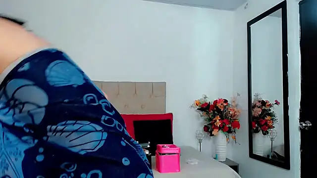 Snapshot of maria_camilacms chatting on October 23, 2025, 4:17 pm maria camilacms online show from October 23, 2025, 4:17 pm