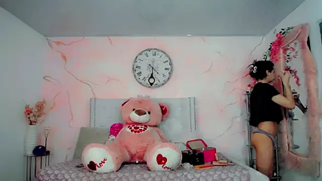 maria camilacms online show from February 24, 2026, 6:06 pm