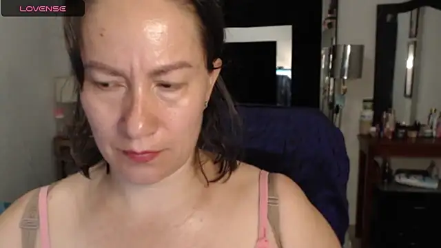 CATRINA-83 online show from May 9, 2026, 11:37 am