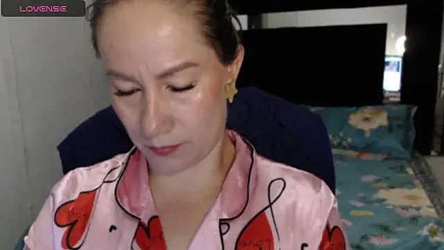 CATRINA-83 online show from May 12, 2026, 12:13 pm