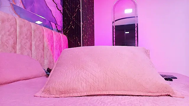 Snapshot of arl_chloee chatting on March 23, 2026, 3:10 am arl chloee online show from March 23, 2026, 3:10 am