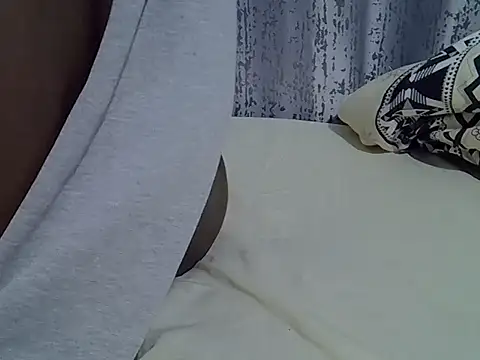 Snapshot of sweet_veee chatting on September 27, 2025, 7:35 am sweet veee online show from September 27, 2025, 7:35 am