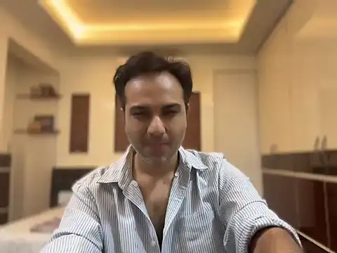 immog727 online show from March 27, 2026, 6:18 pm