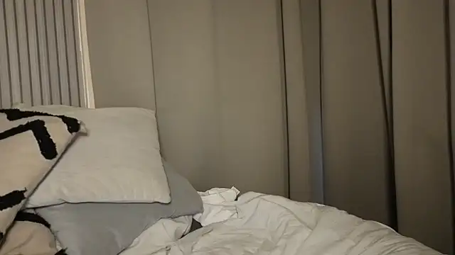 Snapshot of Sweetninaaa chatting on October 17, 2025, 2:52 pm Sweetninaaa online show from October 17, 2025, 2:52 pm