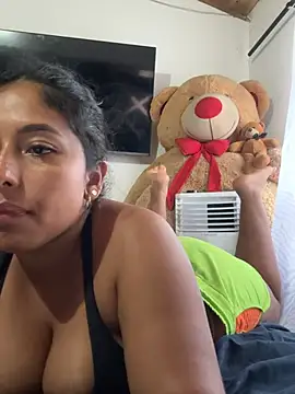 emmyjhonson07 online show from July 27, 2026, 10:17 pm