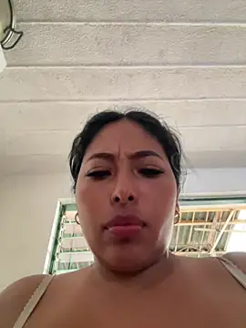 emmyjhonson07 online show from August 8, 2026, 12:40 pm