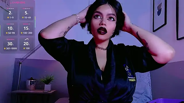 shybutdirtygirrll online show from October 30, 2025, 7:36 pm