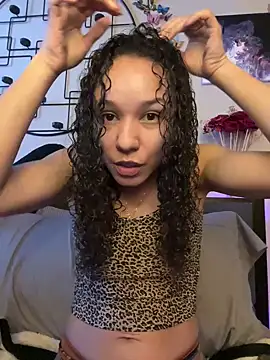 Snapshot of _Neeka_ chatting on January 31, 2025, 3:11 pm Neeka online show from January 31, 2025, 3:11 pm