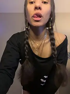  Neeka  online show from October 23, 2025, 3:17 am