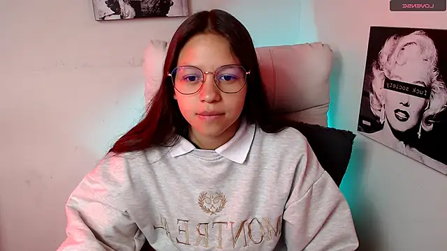 SamanthaRoldaan online show from January 11, 2025, 1:43 pm
