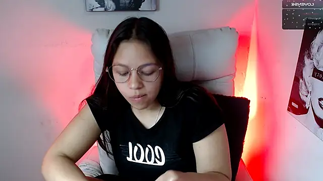SamanthaRoldaan online show from February 3, 2025, 4:20 pm