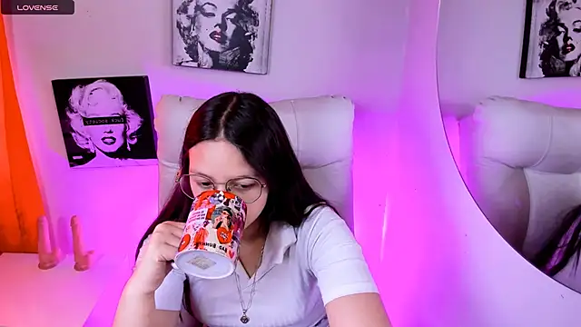 SamanthaRoldaan online show from March 15, 2026, 7:31 pm