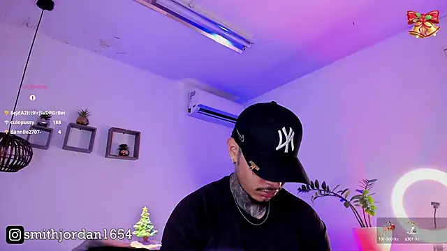 JordanSmiith  online show from December 19, 2024, 2:45 am
