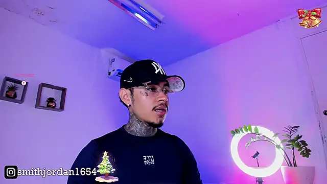 JordanSmiith  online show from January 2, 2025, 8:35 pm