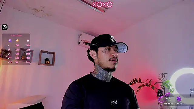 JordanSmiith  online show from January 26, 2025, 3:36 pm