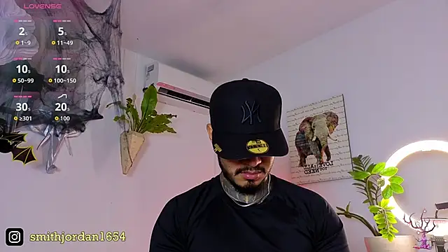 JordanSmiith  online show from October 30, 2025, 9:37 pm