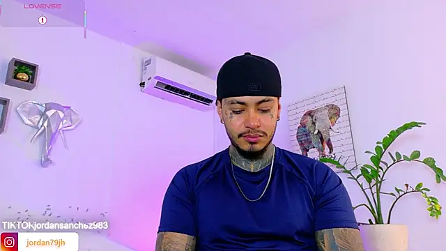 JordanSmiith  online show from June 11, 2026, 9:57 pm