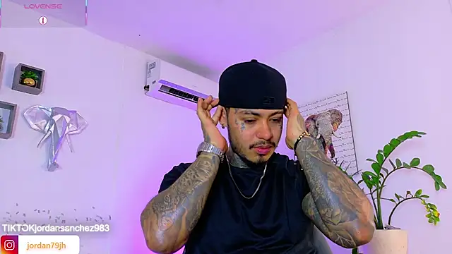 JordanSmiith  online show from June 12, 2026, 8:52 pm