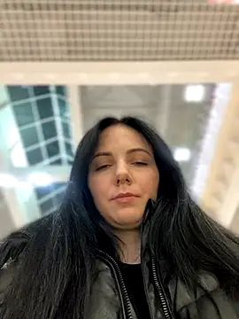 Snapshot of naughty_lucifer chatting on December 7, 2024, 4:03 pm naughty lucifer online show from December 7, 2024, 4:03 pm