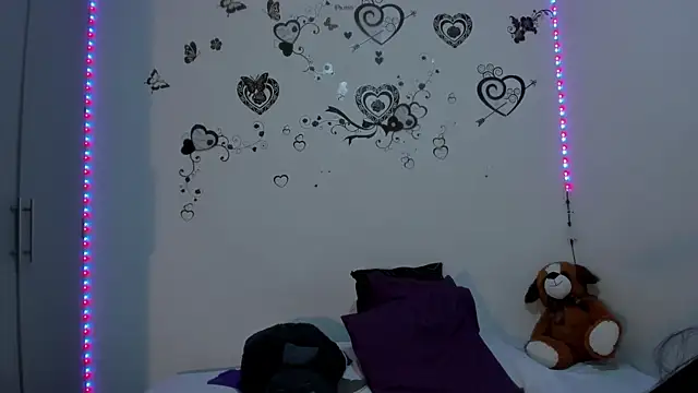 Snapshot of Linisprincehot69 chatting on February 25, 2026, 8:13 am Linisprincehot69 online show from February 25, 2026, 8:13 am