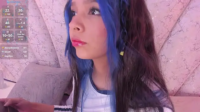 Snapshot of chloe_watson_ chatting on January 29, 2025, 4:26 am chloe watson  online show from January 29, 2025, 4:26 am