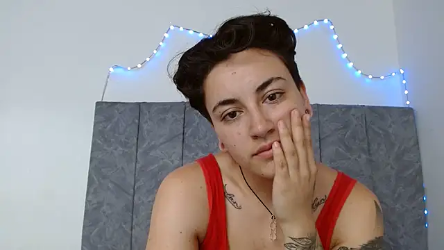 linda 33 online show from September 17, 2025, 7:04 pm