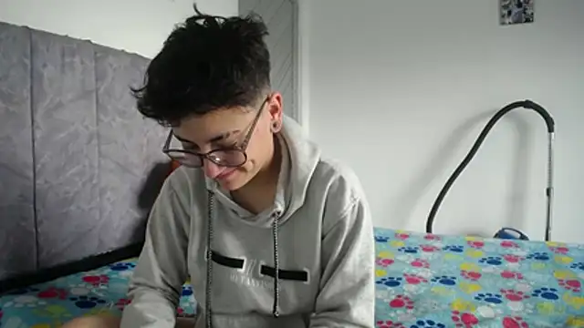 Snapshot of linda_33 chatting on March 19, 2026, 3:16 pm linda 33 online show from March 19, 2026, 3:16 pm